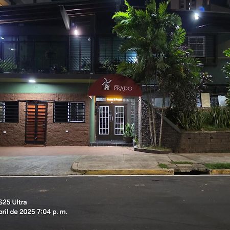 Hostal El Prado パナマ・シティー エクステリア 写真