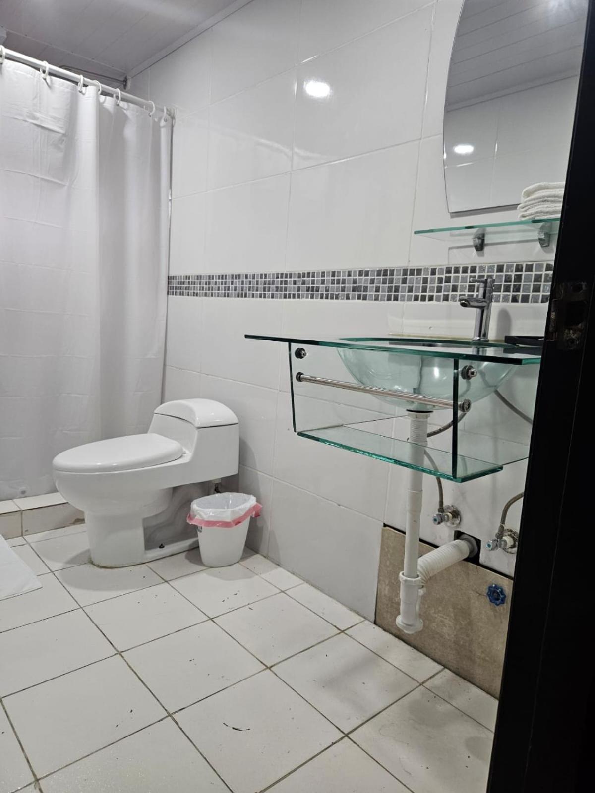 Hostal El Prado パナマ・シティー エクステリア 写真